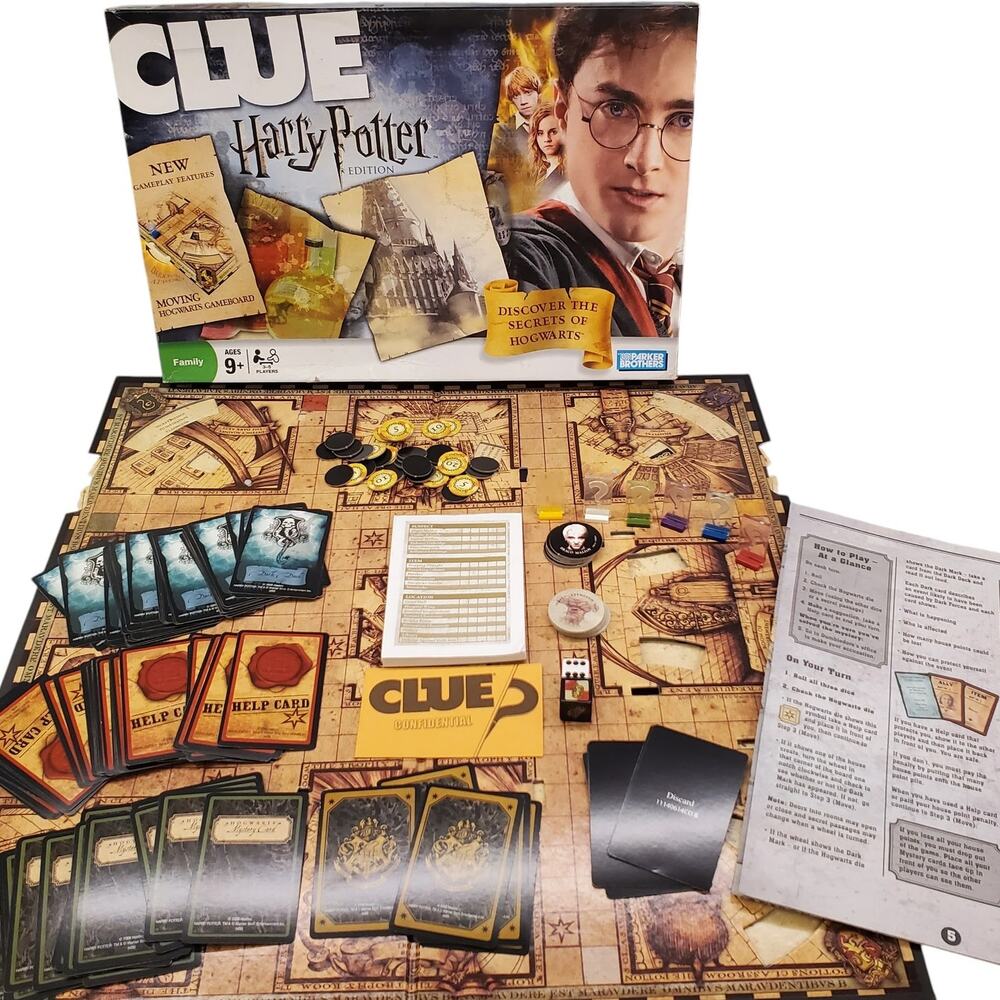 Clue Harry Potter Edition Parker Brothers 2008 Moving Hogwarts Board COMPLETE